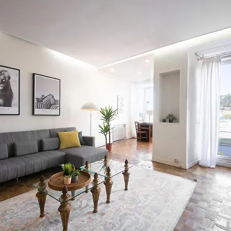 Apartamento Vistas A La Playa De La Concha, Apto Familiar Grande San Sebastián